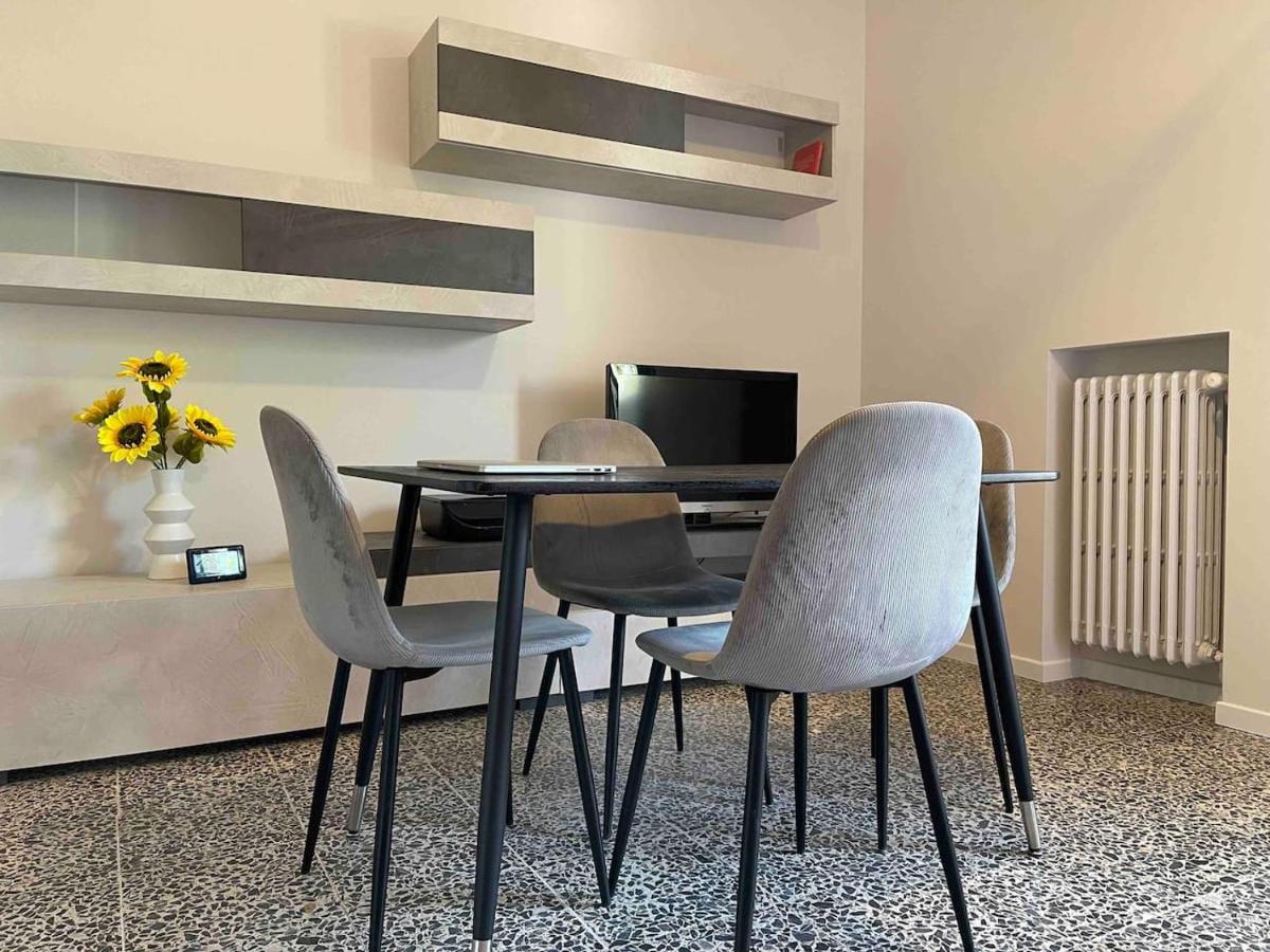 Lotus Home Eleganza E Accoglienza A مانتوفا المظهر الخارجي الصورة