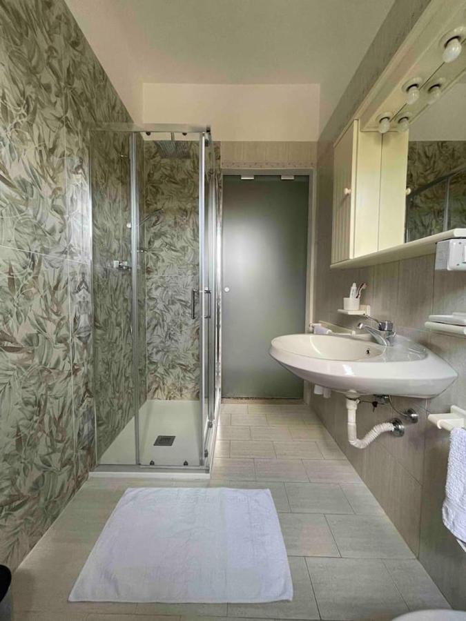Lotus Home Eleganza E Accoglienza A مانتوفا المظهر الخارجي الصورة